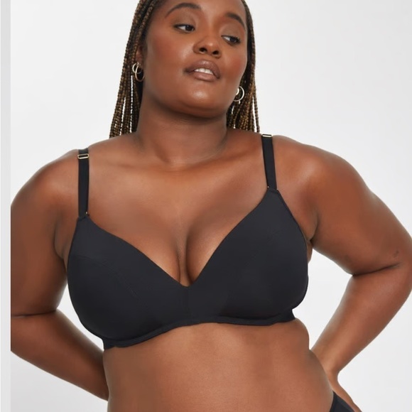 Lively Jet Black Wireless Bra - Picture 1 of 9